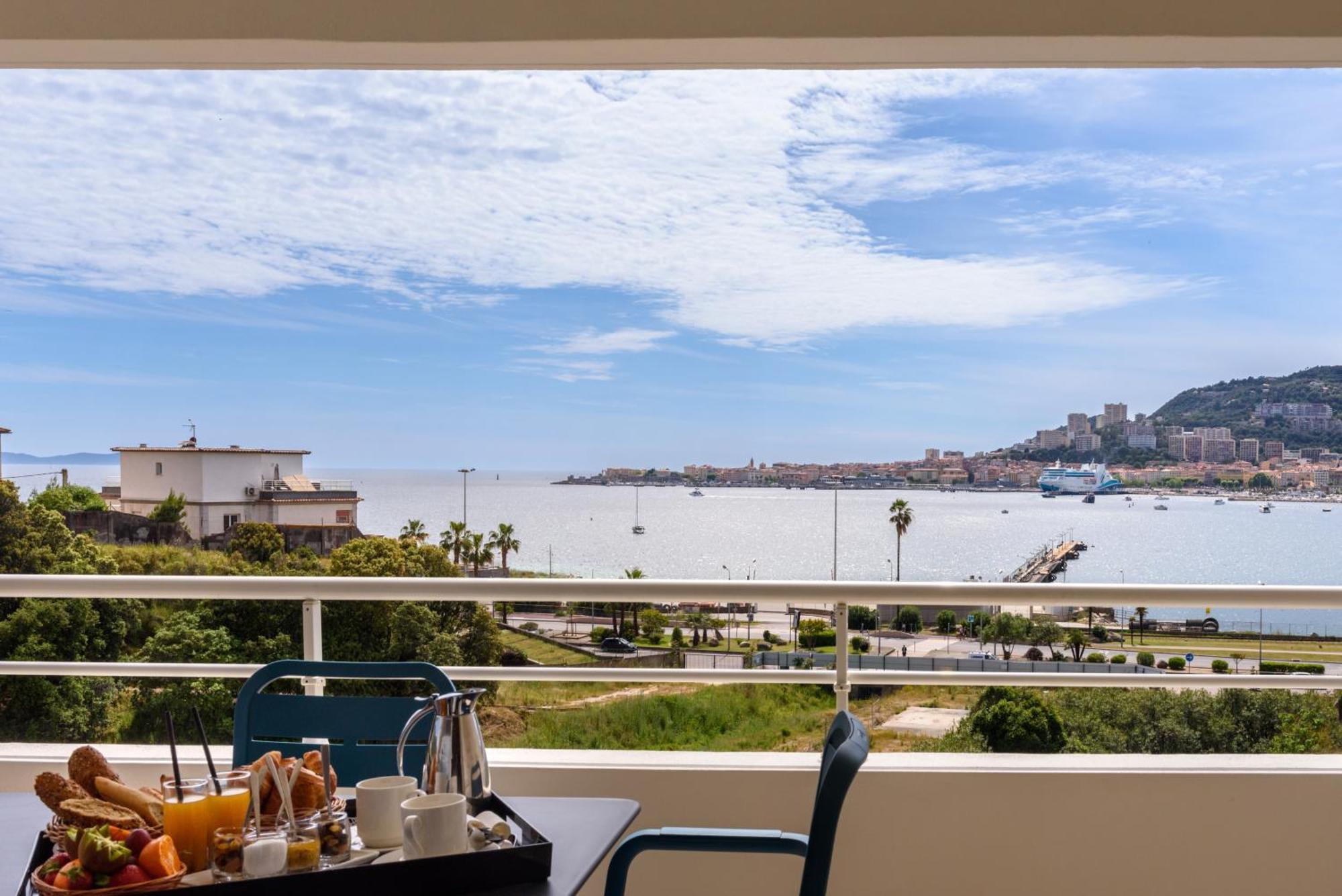 Residence De Tourisme Ajaccio Amiraute Екстер'єр фото