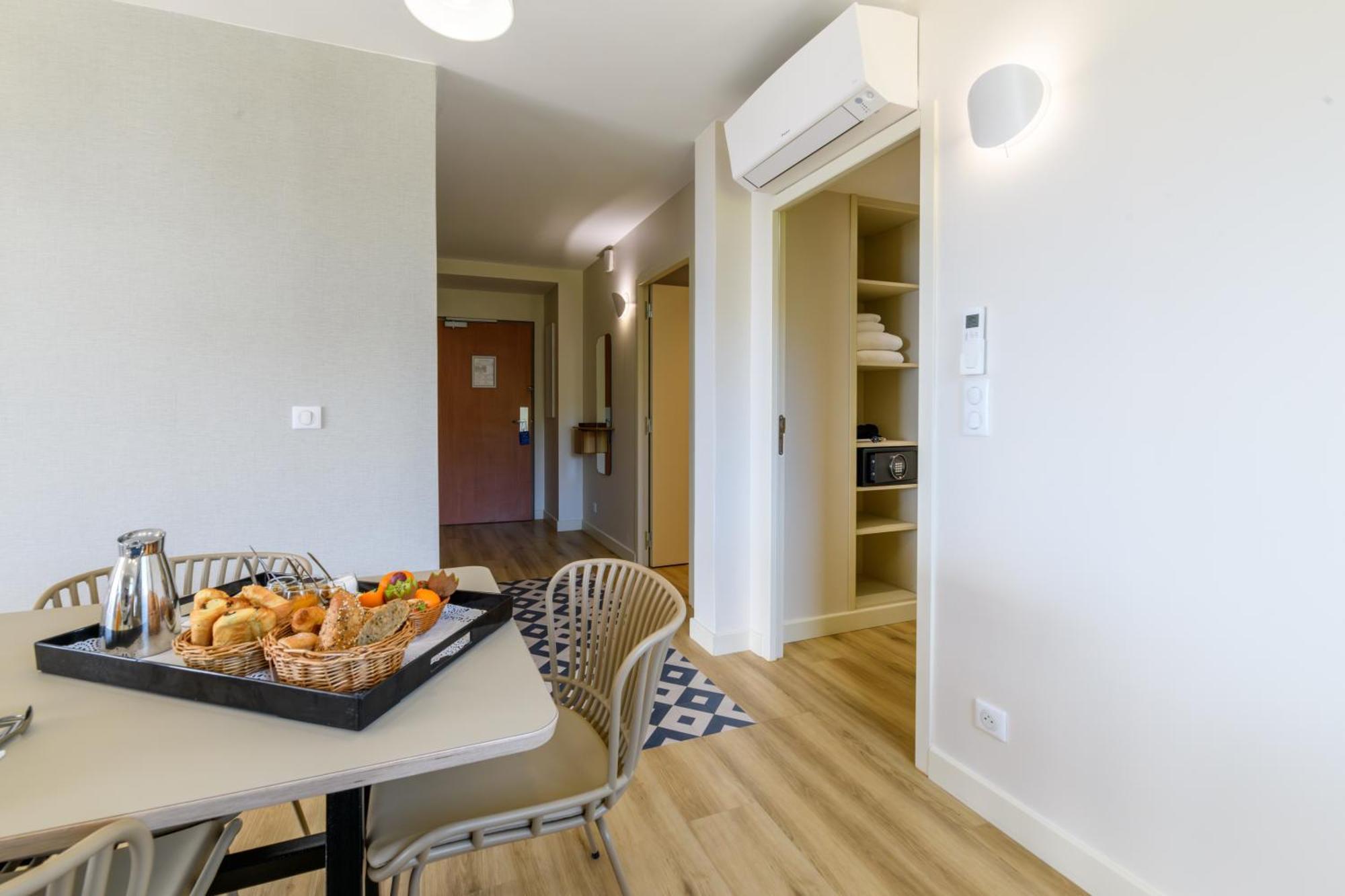 Residence De Tourisme Ajaccio Amiraute Екстер'єр фото