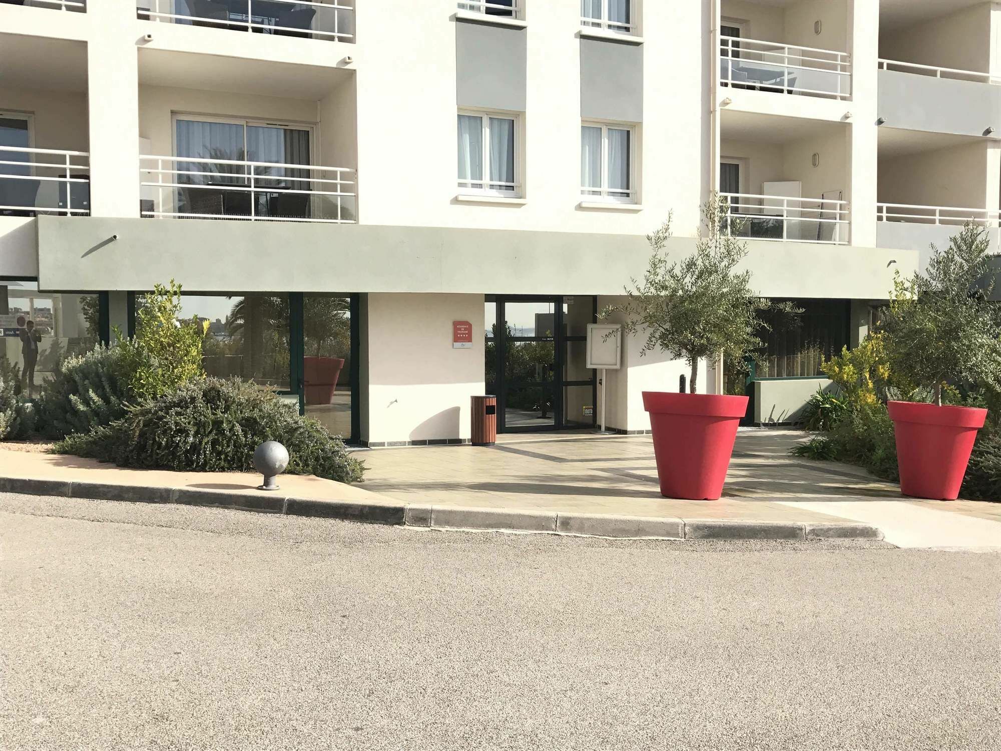 Residence De Tourisme Ajaccio Amiraute Екстер'єр фото